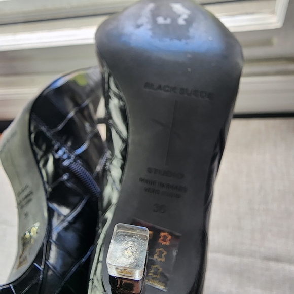 NWOT Black Suede Studio Taylor Boots - Picture 14 of 16